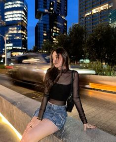 #nightoutwomensfashion #hairgoals #Jean #blackpink #blacktop#croptopoutfits #beautiful Corset Fashion Outfits, Casual College Outfits, Casual White Dress, Everyday Fashion Outfits, Model Poses Photography, Casual Day Outfits, Beautiful Dresses For Women, Quick Outfits, Casual Chic Outfit