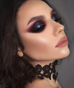 Makeup Looks Goth, Dark Glam Makeup, Goth Eyeshadow, Make Up Color, Intense Eyes, Purple Makeup Looks, Holloween Makeup, Perfect Definition, Makeup Eyeshadow Palette