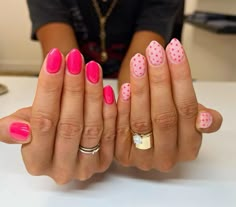 Teen Nails, Dot Nails, Edgy Nails, Polka Dot Nails, Summery Nails, Dots Nails, Cute Gel Nails, Nail Jewelry, Short Acrylic Nails Designs