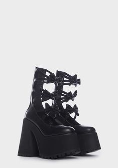 Cool Platform Shoes, Cute Platform Shoes, Demonia Platforms, Black Mary Jane Heels, Bow Applique, Goth Shoes, Dr Shoes, Black Platform Shoes, Leg Straps