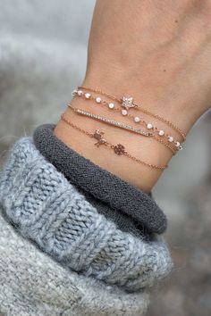 Jeweled Shoes, Beautiful Tiaras, Arm Bracelets, Dainty Bracelets, Jewelry Outfit, Top Drawer, Cute Bracelets, Hand Jewelry, Gold Accessories