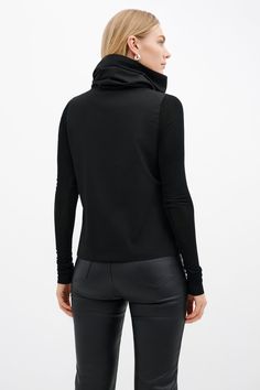 Meet Atlantic, a seasonless reimagining of our bestselling Marcy. Starting with her sister's boldly oversized turtleneck (which can be worn folded over or stood up for full volume). Atlantic adds extra-long sleeves with thumbholes in soft, sheer European jersey — an unexpected textural shift that lends to her elevated minimalist aesthetic. Her main body is then fashioned from crisp European poplin cotton in a relaxed fit, ensuring a structured yet airy feel that you can enjoy year-round. | Total Full Volume, Stood Up, Oversized Collar, Oversized Turtleneck, Top Clothing, Extra Long Sleeves, Minimalist Aesthetic, Extra Long, Winter Outfits