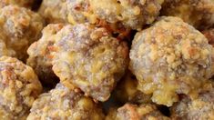 Easy Sausage Balls Recipes, Football Party Snacks, Holiday Party Appetizers, Brunch Items, Tailgate Food, Food Snacks, Super Bowl Food