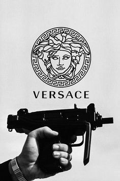 Versace Wallpaper Iphone, Gucci Wallpaper Iphone, Wallpaper Iphone Tumblr, Versace Wallpaper, Dope Wallpaper Iphone, Chanel Wallpapers, Money Wallpaper Iphone, Hype Wallpaper, Hypebeast Wallpaper