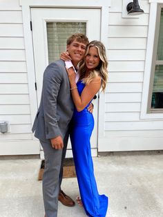 Cobalt Blue Homecoming Couple, Royal Blue Prom Dress Outfit, Royal Blue Dress Couple, Prom Royal Blue Dress Couple, Prom Hair Blue Dress, Royal Blue Prom Outfits For Couples, Royal Blue Prom Ideas, Royal Blue Prom Couple Outfit, Couple Prom Poses Pic Ideas