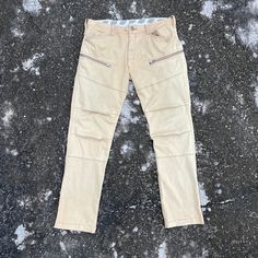 [DESCRIPTION] Please read the description first before buy my items‼️‼️‼️ Vintage Dickies Tactical Multipocket Cargo Pants All in good condition [MATERIAL] Cutton [MEASUREMENT] Measurement ( WHEN LAID FLAT ): Waist: 34 inch (recommended) Insean: 30 inch Length: 39 inch Front Rise: 10 inch Thigh: 21 inch Opening Leg: 15 inch [CONDITION] - All in good condition  - Have hole - Kindly please refer photo [PAYMENT & NOTICE] - No return/refund - All items will be post over shipping company counter with Dickie’s Cargo Pants, Vintage Full-length Cargo Pants With Side Pockets, Vintage Khaki Pants With Side Pockets, Cargo Pants Vintage, Vintage Khaki Full-length Cargo Pants, Dickies Cargo Pants, Khaki Military Cargo Pants For Streetwear, Utility Cargo Pants, Vintage Dickies