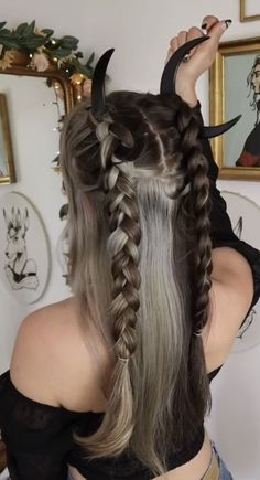 Witch Hair, Viking Hair, Peinados Recogidos, Fantasy Hair, Work Hairstyles, Hair Today, Hair Dos, Pretty Hairstyles, Hair Tutorial