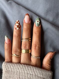 20+ Fall Nail Design Ideas You Will Love 10 Easy Nail Fall Designs, Summer To Fall Transition Nail Designs, Neutral Funky Nails, Earthy Toned Nails, Easy Nail Art Fall, Earth Tone Nail Ideas, Funky Autumn Nails, Funky Nails Fall, Earthy Nail Ideas