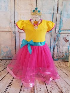 3 piece Fancy Nancy Costume: Tutu Dress Necklace Tiara Cute Yellow Princess Dress For Party, Cute Yellow Princess Party Dress, Cute Yellow Tutu Dress For Party, Fancy Nancy Costume, Fancy Nancy Clancy, Tutu Dress Costumes, Costume Tutu, Costumes For Adults, Book Costumes