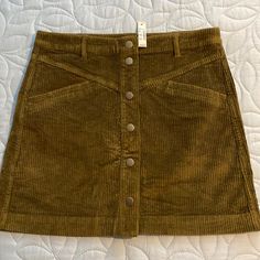 Madewell Skirt Size 6 Corduroy Dark Green/Brown Skirt Brand New With Tag High-waisted Brown Corduroy Skirt, Casual Brown Corduroy Skirt, Brown Corduroy Casual Mini Skirt, Casual Brown Corduroy Mini Skirt, Brown Mini Skirt With Pockets, Brown Corduroy Mini Skirt, Button Front Denim Skirt, Madewell Skirt, Brown Skirt