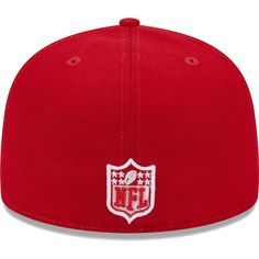 Enjoy a colorful depiction of your enthusiasm for the Arizona Cardinals with this 2006 Inaugural Season Main Patch 59FIFTY fitted hat. New Era gives you a bold cap in a saturated Scarlet hue with embroidered Arizona Cardinals graphics on the front panels and a commemorative patch on the left side that offers a nod to their franchise legacy. The structured fit and flat bill also provide a street-ready look that makes it the ideal finishing touch to any spirited ensemble.Enjoy a colorful depiction Dallas Cowboys Hats, San Francisco 49ers Logo, Unique Postcards, Nfl New York Giants, 59fifty Hats, Nfl San Francisco, Nfl Dallas Cowboys, Shield Design, Gameday Outfit