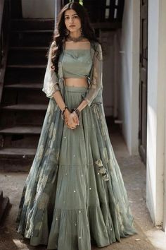 Simple Lehenga, Lehenga Designs Simple, Traditional Indian Dress, Gaun Fashion, Fancy Dresses Long, Trendy Dress Outfits