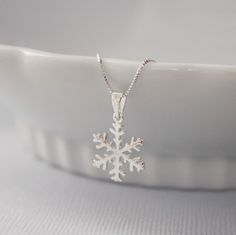 Snowflake Necklace Sterling Silver Snowflake by alexandreasjewels, $20.00 Flower Girl Necklace, Snowflake Jewelry, Silver Necklace Chain, Snowflake Necklace, Snowflake Pendant, Classic Bracelets, Sterling Necklaces, Sterling Silver Chain Necklace, Bridesmaid Necklace