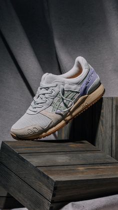 AFEW x ASICS GEL-LYTE III OG 'Beauty of Imperfection' release Friday, 4/22. Enter Draw: https://feature.com/collections/current-releases Best Trail Running Shoes, Sneakers Art, Mens Fashion Business