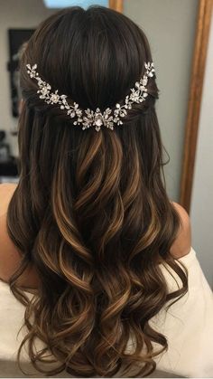 Strike the perfect balance between casual and formal with a beautiful half-up half-down hairstyle for medium length hair at prom. These 15 gorgeous options will help you achieve a trendy and stylish look that is sure to make a statement on the dance floor.  ... lessElegant updos, glamorous waves, and everything in between – discover the perfect prom hairstyle for your big night. 🌟💇‍♀️For those with long hair, a half-up half-down hairstyle is a classic choice for prom that never goes out of sty Hairstyle In Curls, Hairstyles For Long Hair With Accessories, Half Up Medium Hair Wedding, Curl Prom Hairstyle, Hair Styles For Long Hair For Weddings, Long Curls Hairstyles, Classy Prom Hair, Hair Curls Style, Long Hair Hairstyles For Wedding