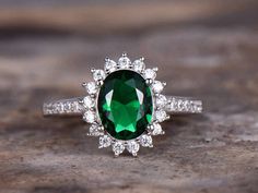 Princess Diana Ring, Sterling Silver Birthstone Ring, Halo Engagement Ring Emerald, Diana Ring, Emerald Ring Vintage, Quartz Engagement Ring, Emerald Wedding Rings, Green Emerald Ring, Emerald Wedding