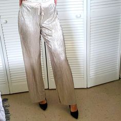 Gold Shine Pants Super Comfy Holidays Are Coming, Perfect Pants For Celebration Size Xs But Fits Perfectly S And M Gold Fitted Straight Leg Pants, White Linen Beach Pants, Gold Sweat Pants, Gold Fitted High-waisted Pants, Elegant Full-length Metallic Pants, Metallic Shiny Full-length Pants, Linen Beach Pants, Sheer Pants, Linen Drawstring Pants