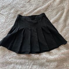 Garage Brittany Pleated Skirt Color: Jet Black Condition: Brand New With Tags; Never Worn Size: Small Original Price: 40 Dollars Black High Waist School Skirt, Casual Black Lined Tennis Skirt, High Waist Black Skirt For School, Trendy Black Skort For School, Black Stretch Mini Skirt For School, Casual Black Flared Tennis Skirt, Casual Black Short Pleated Skirt, Black Casual Short Pleated Skirt, School Black Pleated Lined Skirt