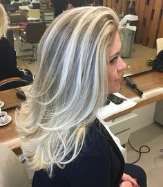 Curls For Long Hair, Silver Hair Color, Blending Gray Hair, Long Gray Hair, Long Layered Haircuts, Blonde Hair With Highlights, Hair Color Highlights, Grey Hair Color