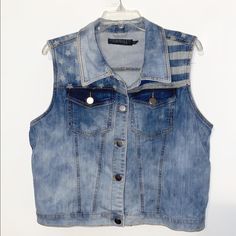 This Cropped Jacket Is Brand New And So Stylish. The Tag Says 3x But It Runs About 2 Sizes Small So I’m Listing It As A 1x. Use My Measurements As Your Guide. It Measures 21” Underarm To Underarm And Waist Measures 21”. It Is 21” Long From Shoulder To Bottom Hem. Denim Vest For Fall, Medium Wash Denim Vest Outerwear, Trendy Denim Blue Vest Outerwear, Blue Denim Vest For Fall, Trendy Light Wash Vest For Fall, Trendy Blue Vest Outerwear, Trendy Medium Wash Vest For Spring, Trendy Washed Blue Vest, Trendy Blue Washed Vest