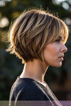 32 Stylish Short Layered Haircuts To Add Volume