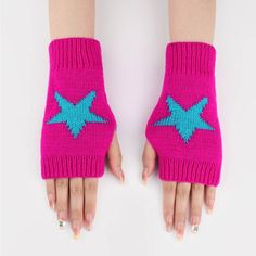 Hot Pink Star Pattern Fingerless Gloves Nwt Batman Villain, Printed Gloves, Winter Gloves, Pink Collar, Tv Girls, Pink Stars, Star Patterns