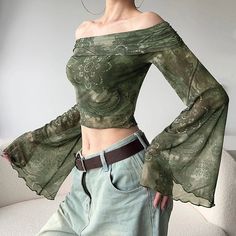 Flared Top Outfit, New Top Designs For Women, Cool Shirts Aesthetic, Vintage Green Outfit, Sea Inspired Outfits, Whimsical Tops, Cute Outfit Aesthetics, Shirt Aesthetic Outfit, Unique Tops For Women