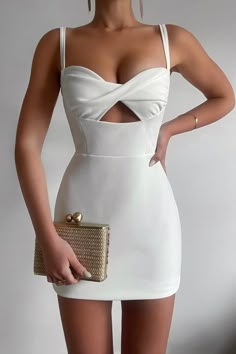 White Bodycon Dress, Grad Dresses, Fancy Outfits, Style Chic, Mode Inspiration, White Mini Dress, Fancy Dresses, Olivia Mark, Look Fashion