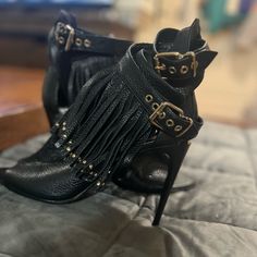 Burberry Boots With Fringes, Black Leather, Gold Trim, 4” Heels Burberry Boots, Boots With Heel, Burberry Shoes, Shoes Heels Boots, Gold Trim, Shoes Women Heels, Heeled Boots, Black Color, Burberry