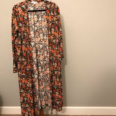 Never Worn. Size L. With Pockets! Long Casual Cardigan With Floral Print, Casual Long Floral Print Cardigan, Floral Print Cardigan For Day Out In Fall, Floral Print Cardigan For Fall Day Out, Fall Floral Print Open Front Cardigan, Floral Print Cardigan For Fall Layering, Long Floral Print Cardigan For Fall, Open Front Printed Cardigan For Fall, Floral Print Cardigan For Fall Daywear