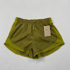 Product Details Color: Green Size: Women's Small Condition: New Material:  Shipped and Processed same-day. Shipped in Compostable Mailer or Recyclable Box to protect the environment and quality of product during delivery! Message us with any questions! Protect The Environment, Active Wear Shorts, Athletic Shorts, Granola, Nike Women, Active Wear, Women Accessories, Running, Nike