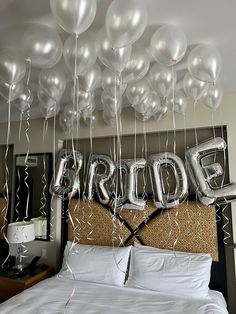 'Bride' balloons set up above a bride's bed in hotel room for bachelorette party Sweetheart Table Centerpiece, Classy Bachelorette Party, Bachelorette Inspo, Bachelorette Planning, Yellow Wedding Theme, Personalized Bachelorette, Bachelorette Party Weekend, Wedding Bachelorette Party, Bachelorette Party Planning