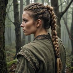 30 Epic Viking Hairstyles To Unleash Your Inner Norse Warrior! - Glamour Corner The Last Kingdom Hairstyles, Viking Shield Maiden Hair, Viking Womens Hairstyles, Viking Hair Ponytail, Female Viking Braids, Viking Hair Braids Women, Viking Ponytail Hairstyles, Womens Viking Hair, Viking Braids Female Tutorial