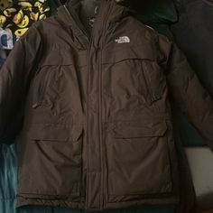 Brown North Face Puffer Jacket Never Worn Size Xl Long Sleeve Winter Hiking Outerwear, Winter Long Sleeve Hiking Outerwear, Winter Outerwear With Pockets For Cold Weather, Long Sleeve Fall Hiking Outerwear, Winter Wear Outerwear With Pockets For Cold Weather, The North Face Long Sleeve Outerwear For Fall, Winter Outerwear With Pockets For Outdoor Activities, Winter Outerwear With Pockets For Outdoor, Casual Outdoor Outerwear By The North Face