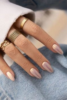 Chrome Manicure Ideas, Best Chrome Nails, Sofisticated Nails, Tan Chrome Nails, Ongles Beiges, Nagellack Trends, Mirror Nails, Nagel Tips, Cute Gel Nails