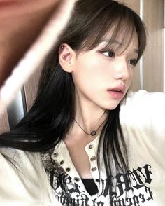 사진 촬영 포즈, Hair Icon, Uzzlang Girl, Foto Ideas Instagram, Dye My Hair, Asian Hair, Pretty Selfies, Girl Icons, Korean Beauty