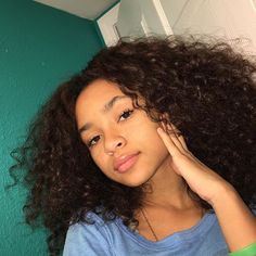 Follow me @kaitlyn_munoz for more poppin pins.✨🍭 Light Skin Girls Pretty 13, Quick Cute Hairstyles, The New Edition Story, New Edition Story, Pinterest Cute, Mixed Girl, Boring Day