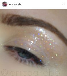 Costume Ideas Fairy, Doing Eye Makeup, Showgirl Makeup, Prom Makeup Inspo, Ballet Makeup, Snowflake Ball, Glittery Eye Makeup, Shiny Face, Glittery Eyeshadow