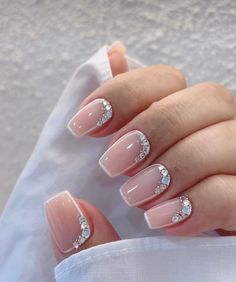 Tape Nail Art, Engagement Nails, Art Deco Nails, Elegant Nail Designs, Wedding Nail, Wedding Nails Design, Nail Art Wedding, Bride Nails, White Nail