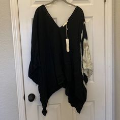 Nwt Lovestitch Oversized Blouse. Black With Neutral Tie Dye. Large Open Sleeve. One Size Black Oversized Bohemian Sweater, Neutral Tie Dye, Oversized Black Bohemian Top, Black Oversized Long Sleeve Poncho, Oversized Long Sleeve Gothic Top, Black Oversized V-neck Kaftan, Crochet Trim Top, Denim Shirt Style, Black Blouse Women