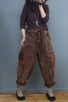 Accessory: No Overview: (1)Corduroy+ Cotton Linen Fit &Sizing: Non- Stretchable #corduroy #plussize #fleecedpants #brownpants Fall Corduroy Pants With Hip Pockets, Baggy Corduroy Pants For Winter, Brown Bottoms With Side Pockets For Fall, Baggy Corduroy Pants For Fall, Winter Baggy Patchwork Bottoms, Winter Brown Cargo Pants With Side Pockets, Brown Winter Pants With Side Pockets, Brown Winter Bottoms With Pockets, Winter Patchwork Baggy Bottoms