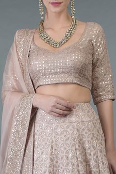 Indian Wedding Outfits Bridal Lehenga, Light Lehenga, Gota Patti Lehenga, Lehenga Inspiration, Lengha Blouse Designs, Gota Patti Suits, Lehenga Choli Designs, Indian Outfits Lehenga, Bridal Lehenga Collection