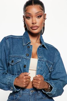 Crop Jackets For Women, Denim Jacket Fashion, Fashion Nova Models, Cropped Denim Jacket, Fashion Nova Jeans, Inspirational Celebrities, Cropped Denim, Crop Jacket, Denim Fabric