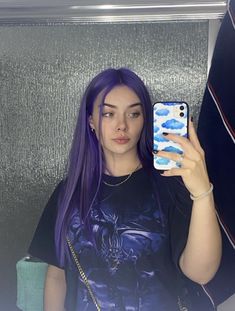 Darkish Purple Hair, Purple Hair Inspo Aesthetic, Violet Dark Hair, All Purple Hair, Violet Dyed Hair, Raven Purple Hair, Outfits For Purple Hair, Pelo Morado Aesthetic, Violet Hair Aesthetic