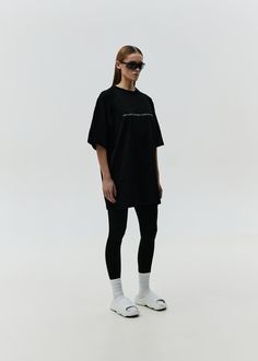 Oversized unisex t-shirt. The soft and breathable cotton material ensures all-day comfort, while the oversized fit that is flattering on all body types. Features a unique print in ALMZV edition. Material: 95% cotton, 5% elastane Model wears: L sizeModels height: 173 cm Black Athleisure T-shirt For Loungewear, Unisex Black Short Sleeve T-shirt, Black Oversized Sporty T-shirt, Sporty Black Boxy Fit T-shirt, Black Graphic Tee With Drop Shoulder, Black Drop Shoulder Graphic Tee, Black Oversized Athleisure T-shirt, Black Boxy Fit T-shirt With Letter Print, Black Boxy Fit Graphic Tee