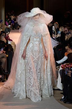 Zuhair Murad Spring 2023 Couture Collection | Vogue Zuhair Murad Bridal, Zuhair Murad Haute Couture, 2023 Couture, Elie Saab Haute Couture, Angel Sanchez, Elie Saab Couture, Collection Couture, Gareth Pugh, Georges Hobeika