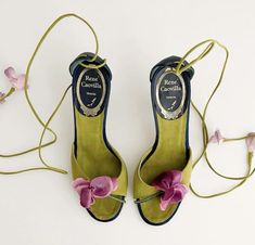 shoes Colorful Closet, Green Shoe, Closet Shoes, Funky Shoes, Girly Shoes, Aesthetic Shoes