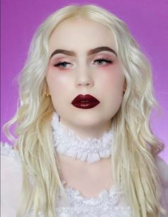 White Queen Alice In Wonderland Makeup, Alice In Wonderland Makeup Halloween, White Queen Makeup, Female Mad Hatter, White Queen Costume, Inspired Makeup Looks, Red Queen Costume, Alice In Wonderland Makeup