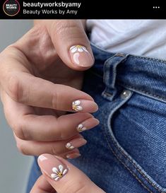 S Nails, Daisy Nails, Soft Nails, My Signature, Cool Nail Designs, Chic Nails, Creative Nails, Manicure E Pedicure, Flower Nails