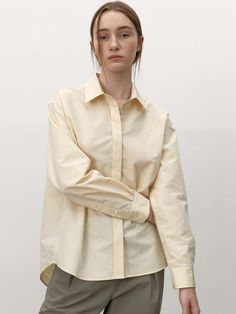 Composition : COTTON70 POLYESTER30Country of Origin : Republic of Korea Winter Fragrance, Style Rut, Rejina Pyo, Outer Jacket, Daily Ritual, Simple Shirts, Long Term Relationship, Knitwear Design, Pale Yellow